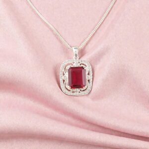 Sevara Scarlet Royale Pendant