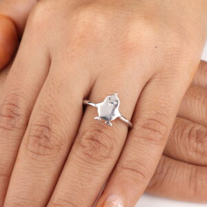 Sevara Frosty Penguin Ring