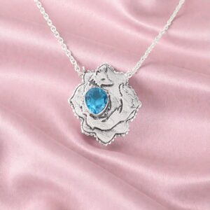 Sevara Blue Fox Pendant